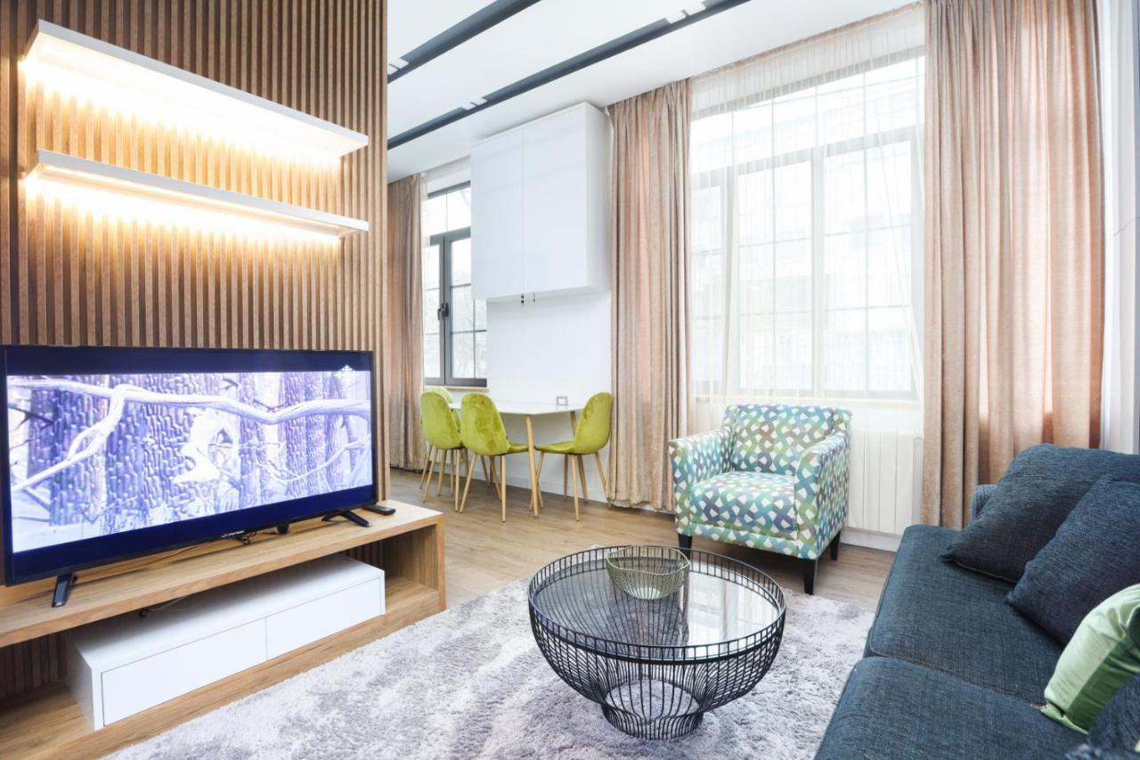 יירבאן Stay Inn-Apartments On Abovyan 32 מראה חיצוני תמונה