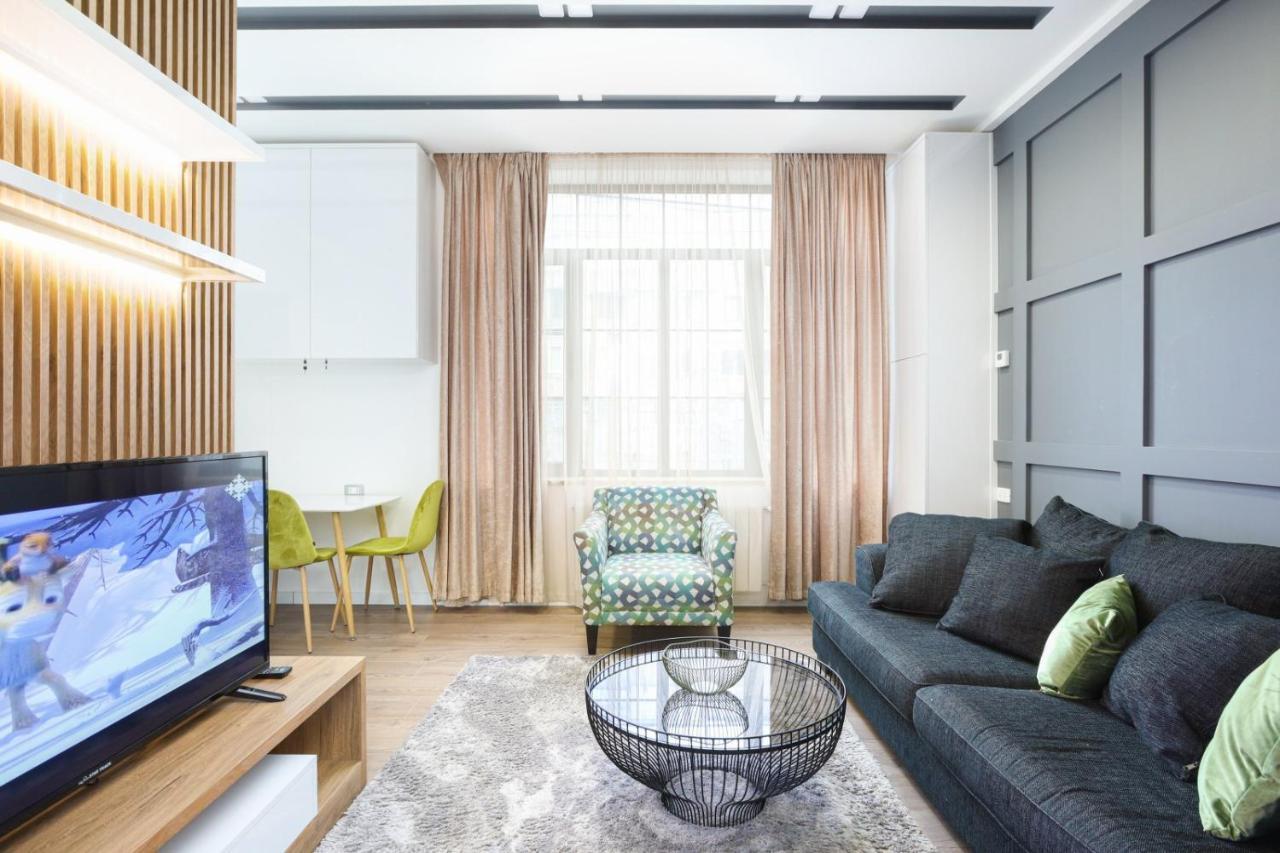 יירבאן Stay Inn-Apartments On Abovyan 32 מראה חיצוני תמונה