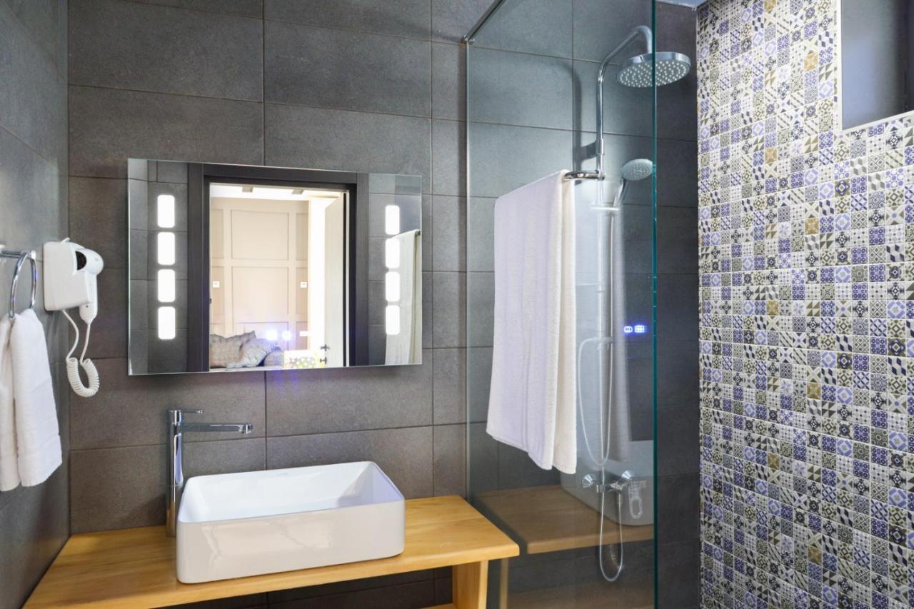 יירבאן Stay Inn-Apartments On Abovyan 32 מראה חיצוני תמונה