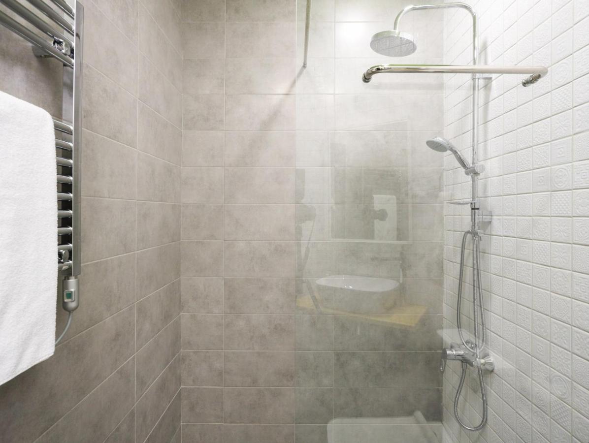 יירבאן Stay Inn-Apartments On Abovyan 32 מראה חיצוני תמונה