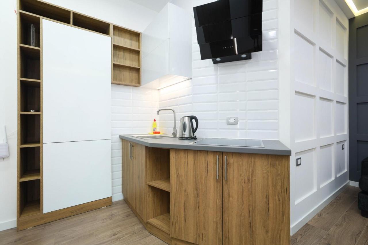 יירבאן Stay Inn-Apartments On Abovyan 32 מראה חיצוני תמונה