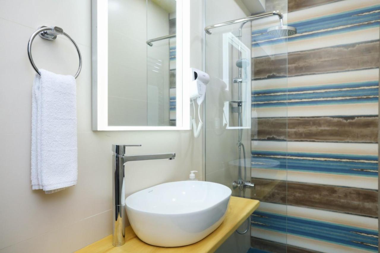 יירבאן Stay Inn-Apartments On Abovyan 32 מראה חיצוני תמונה